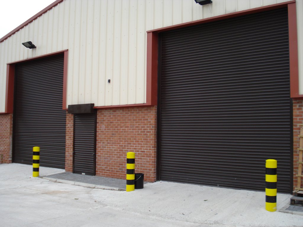 Рольворота с приводом профиль RHS75 4000*4000 Дорхан