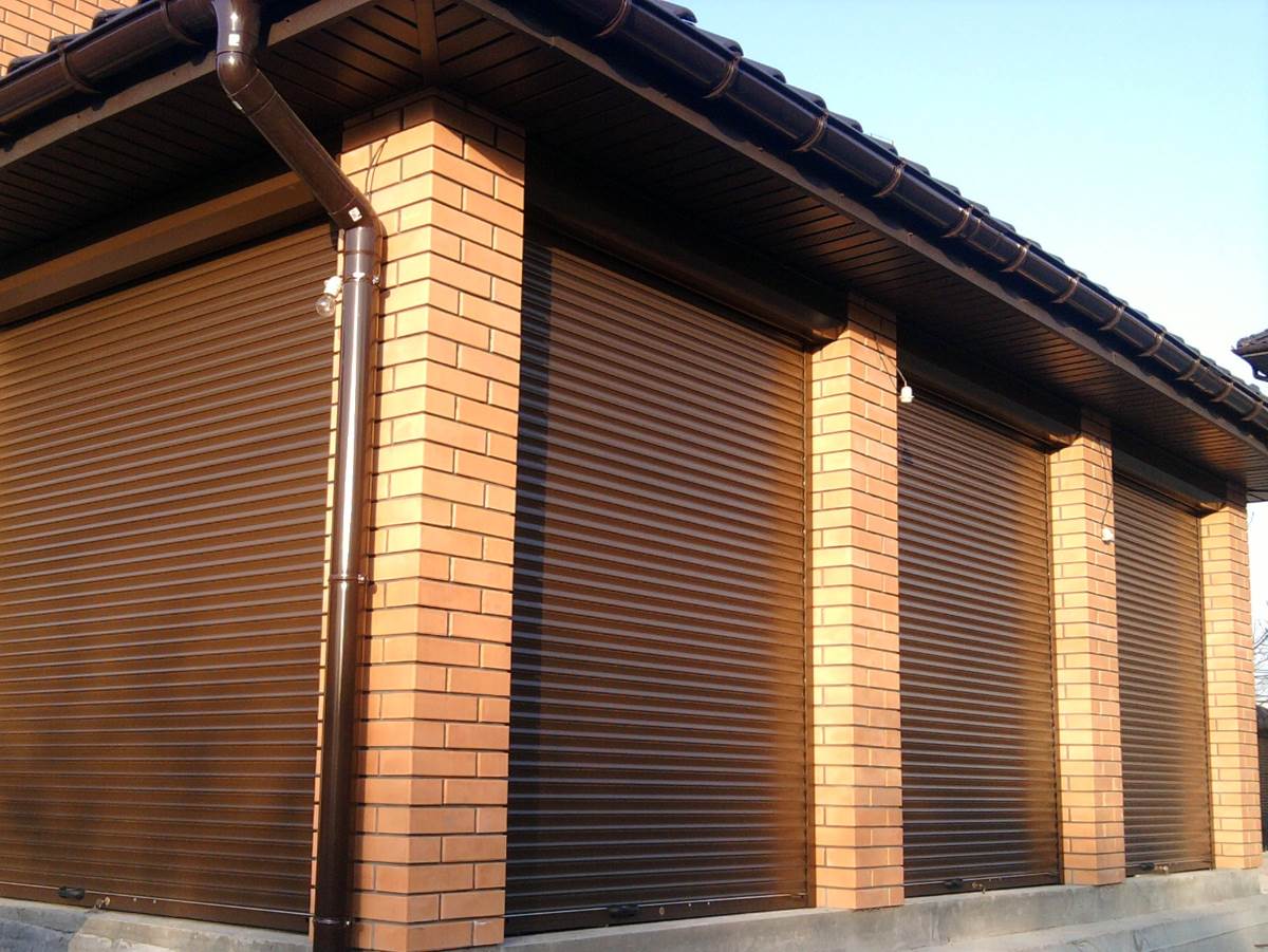 РОЛЬСТАВНИ И РОЛЬВОРОТА